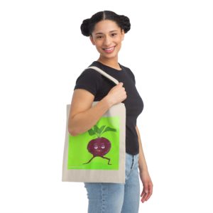 blake beet tote on model